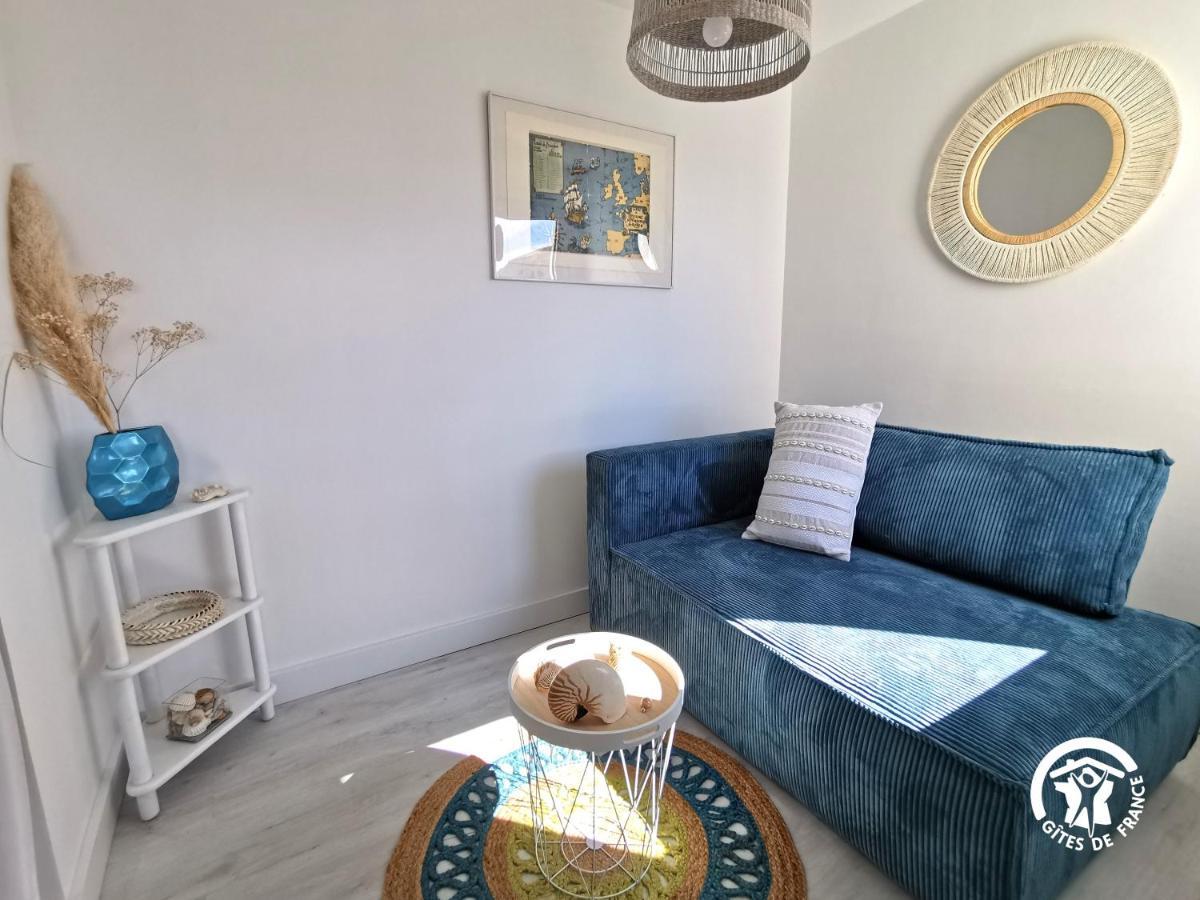 La Sirene - Loft Moderne Et Lumineux Avec Vue Panoramique Sur Mer Mediterranee Et Port De Plaisance Фронтиньян Экстерьер фото